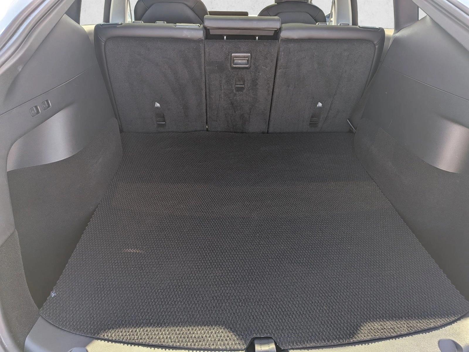 2022 Tesla Model Y Long Range photo 5