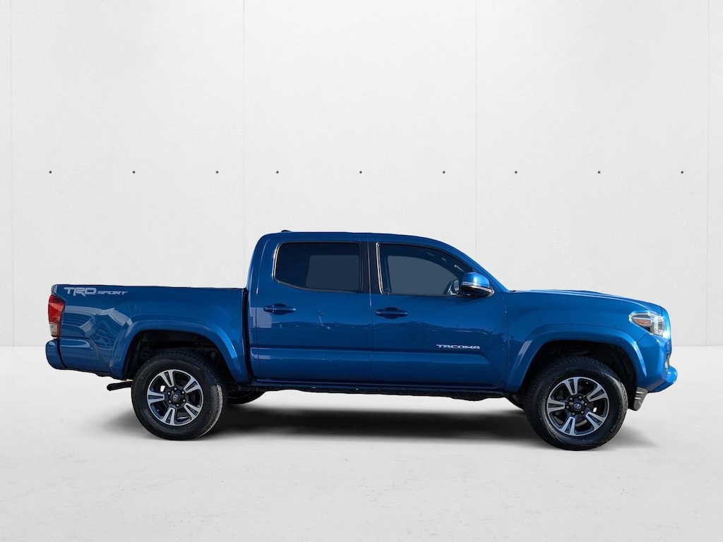 Used 2016 Toyota Tacoma SR5 V6 Truck Double Cab