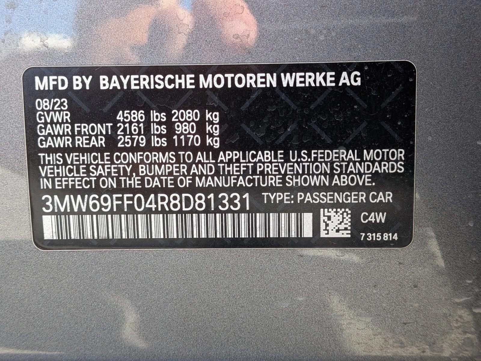 2024 BMW 3 Series 330i - Photo 15