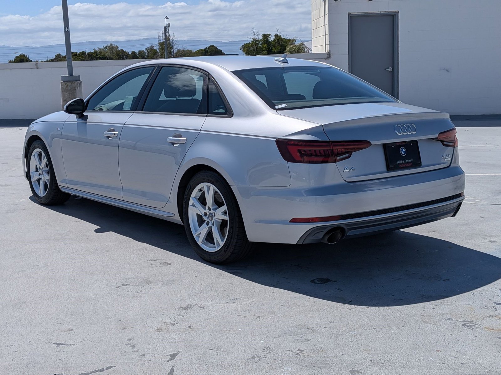 2018 Audi A4 2.0T photo 3