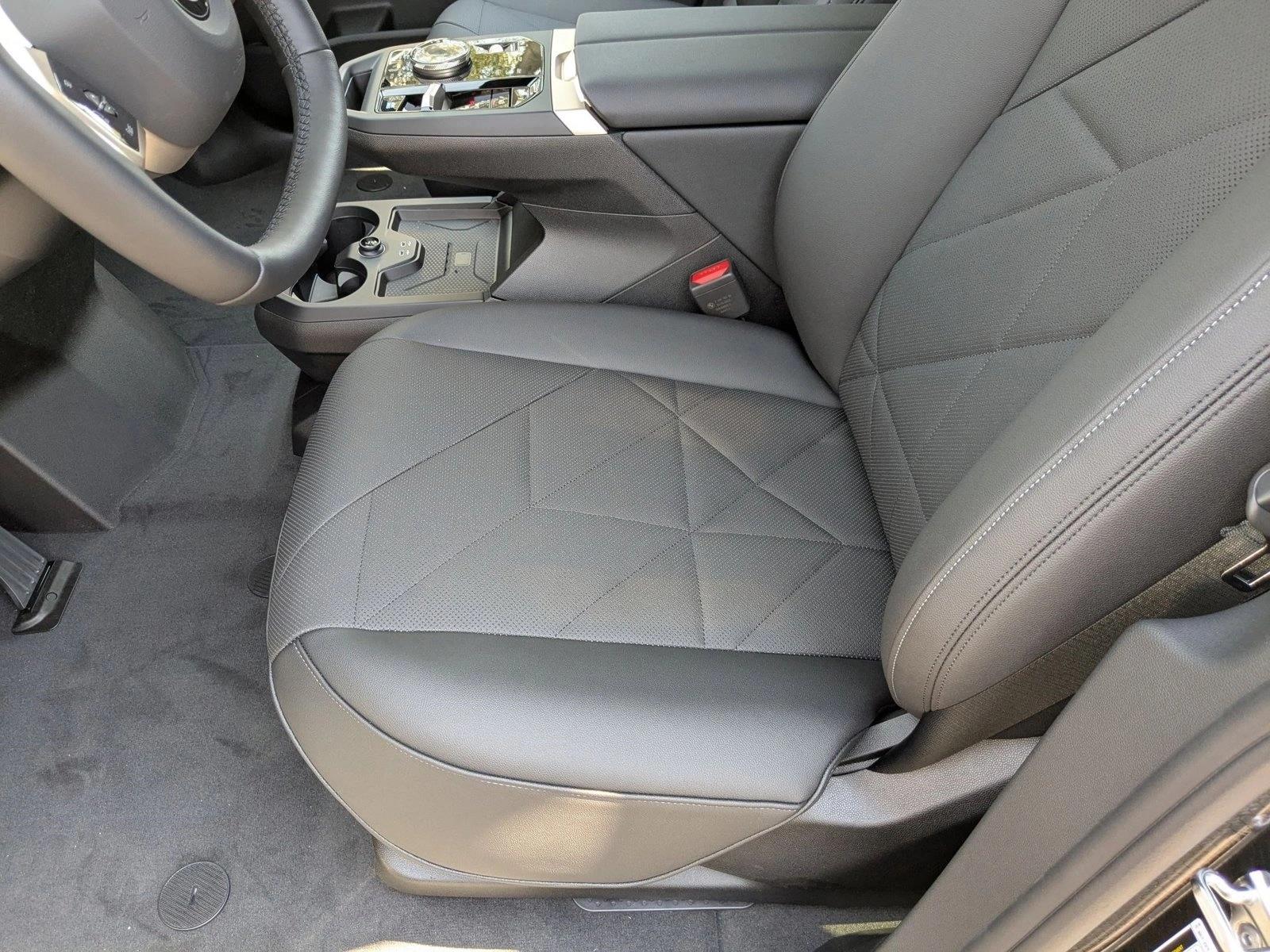 2026 Bmw iX iX xDrive45 photo 4