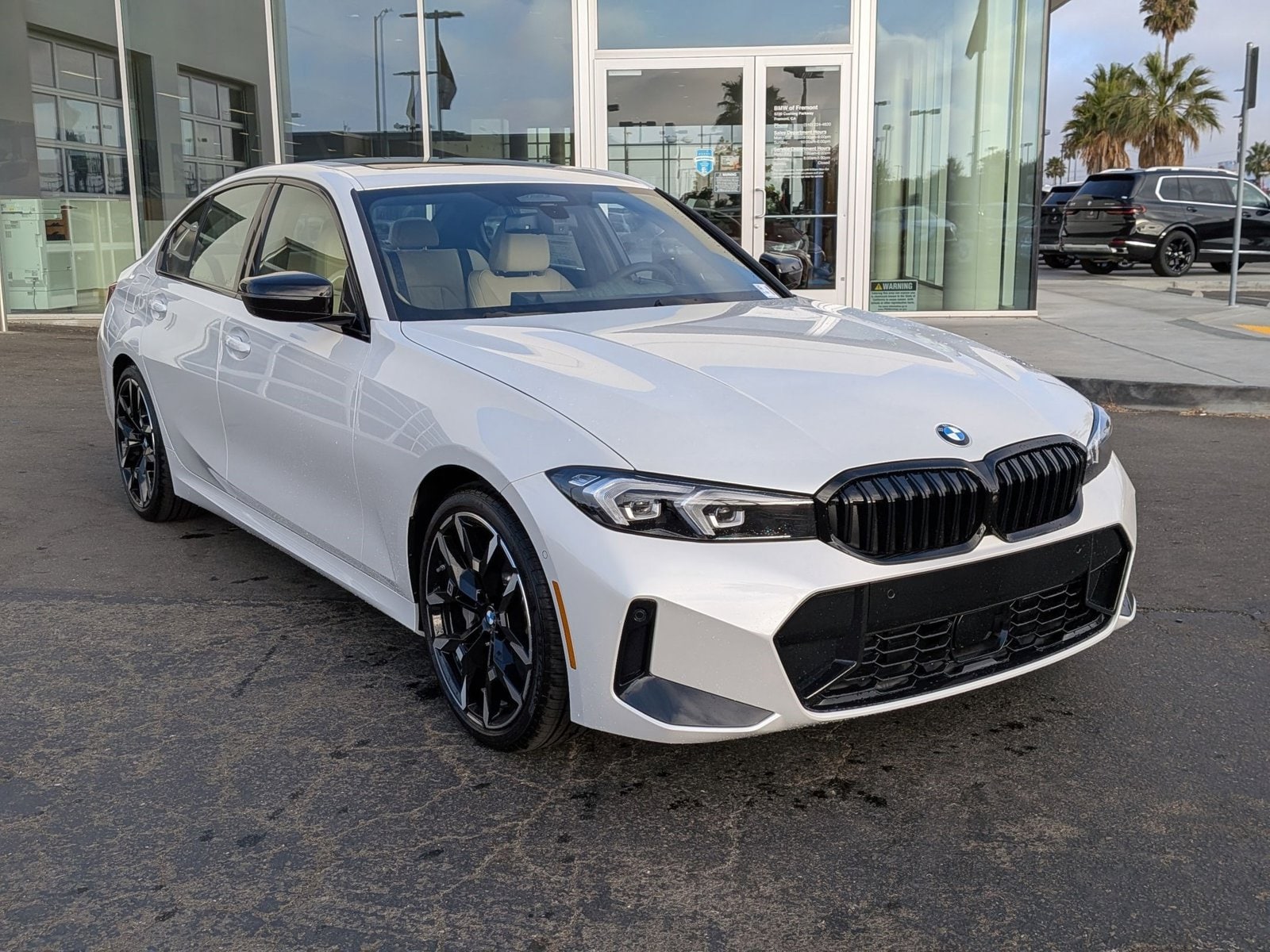 2025 BMW 330i photo 6