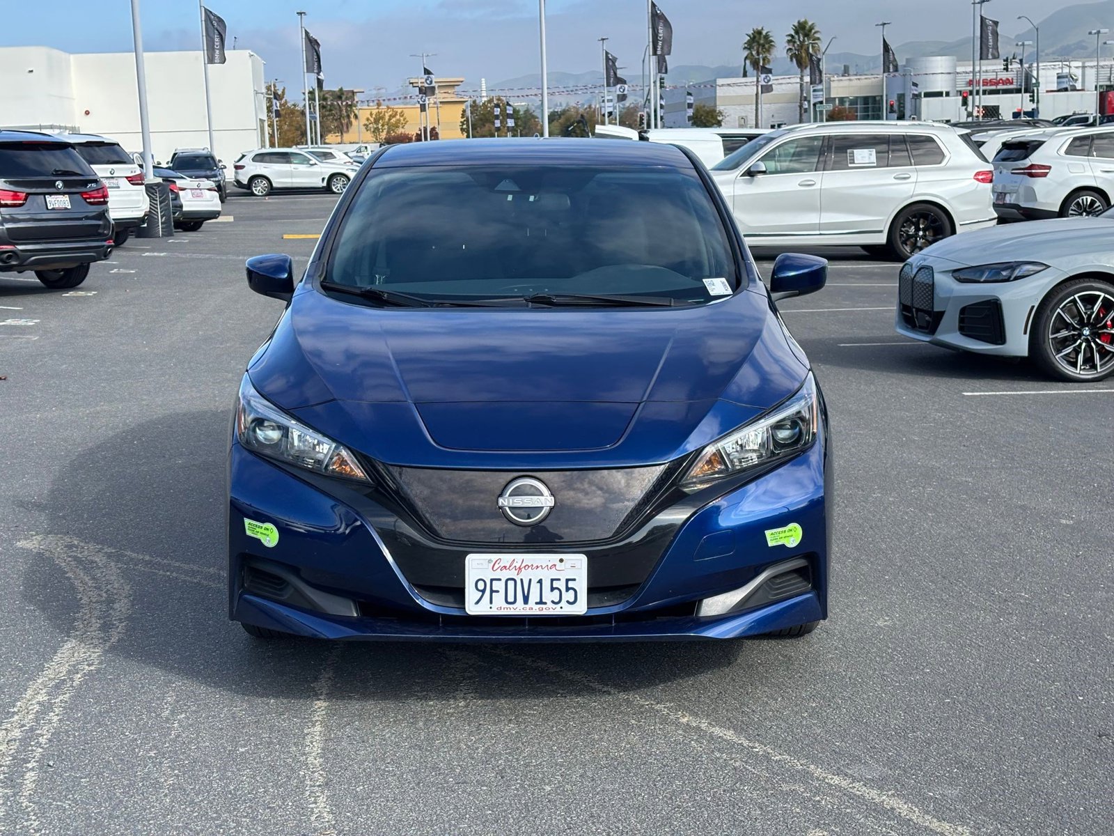 2023 Nissan Leaf S photo 2