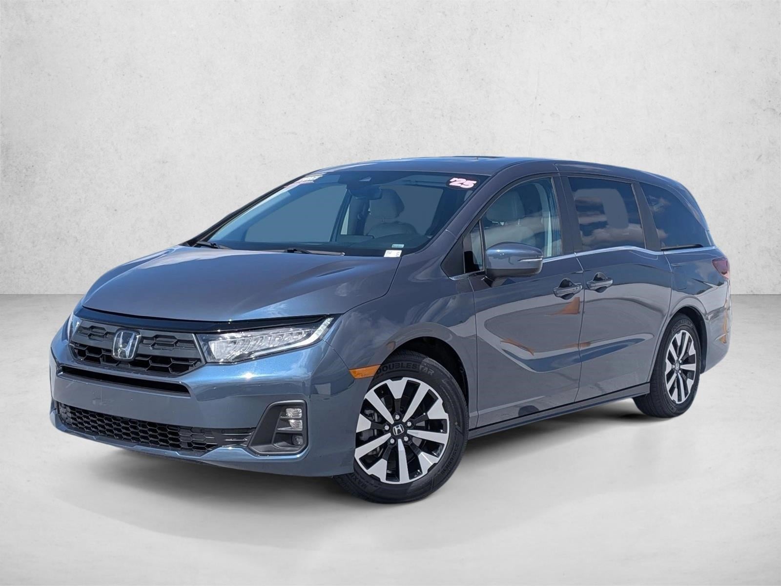 2025 Honda Odyssey EX-L's photo