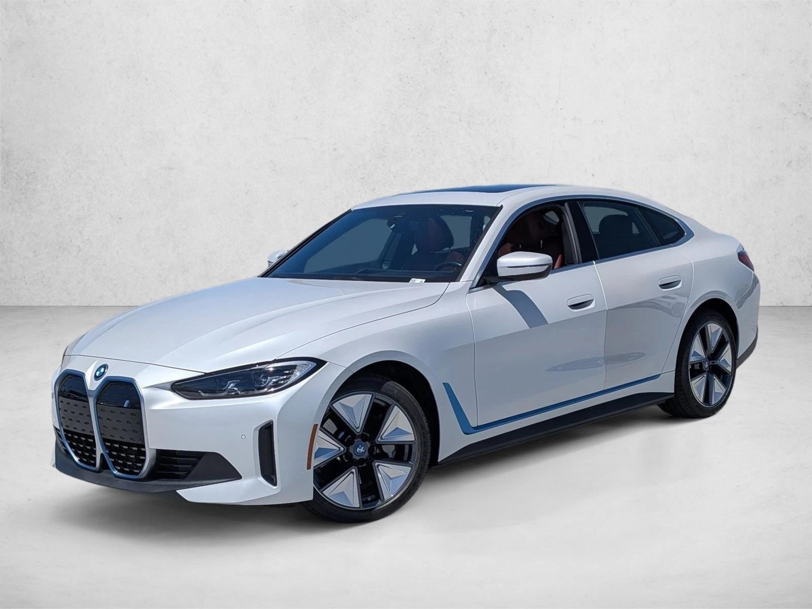 2023 BMW i4 eDrive40's photo
