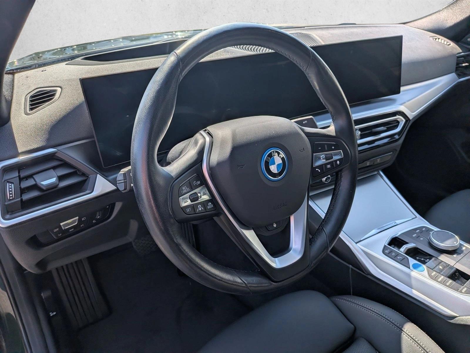 2023 BMW i4 35 - Photo 10