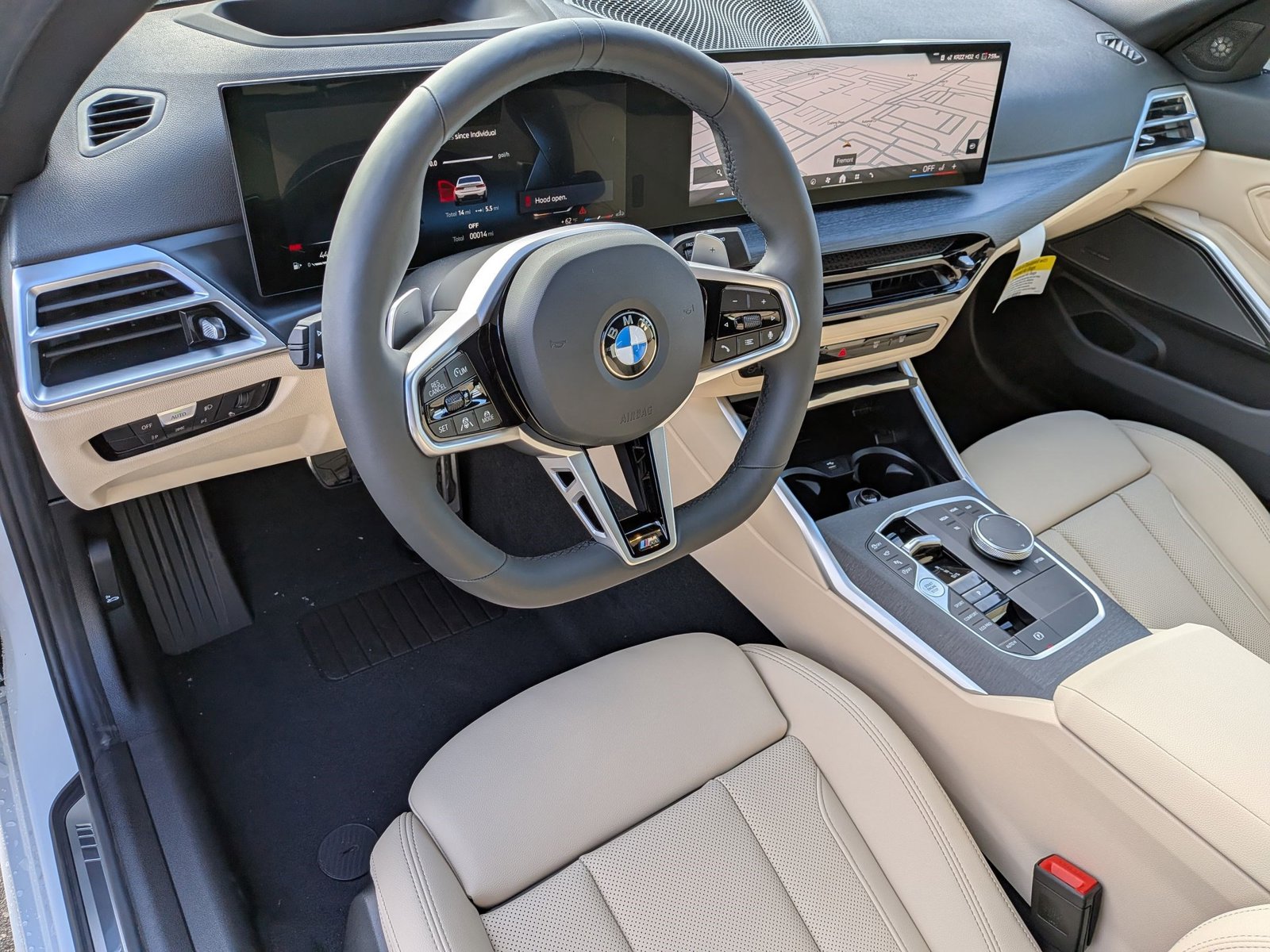 2025 BMW 330i photo 3