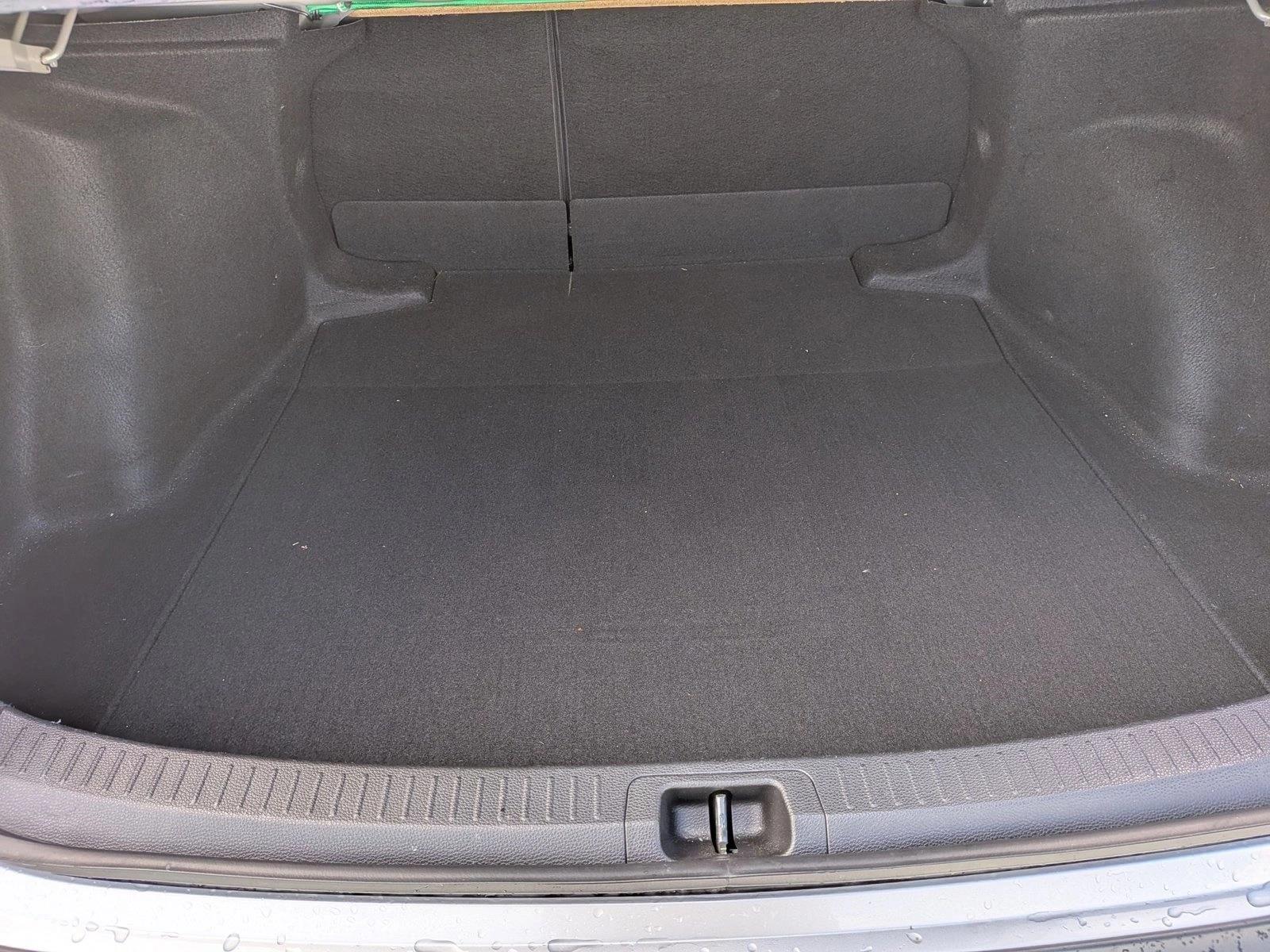 2020 Toyota Corolla photo 6