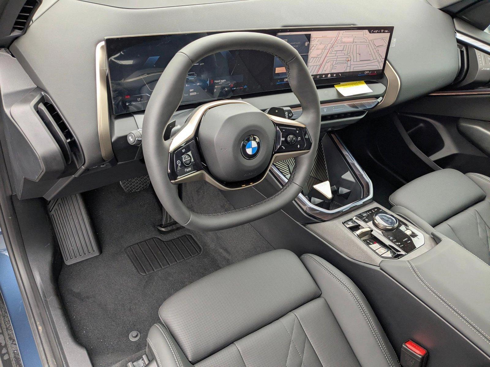 2025 BMW X3 30 xDrive photo 3