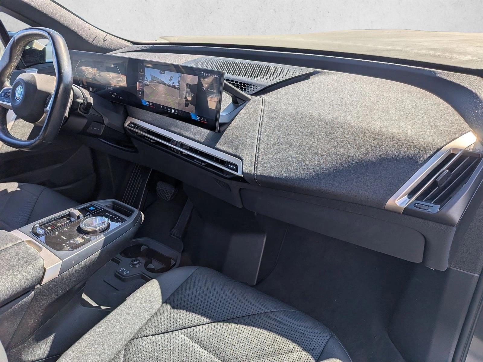 2024 BMW iX Base - Photo 23