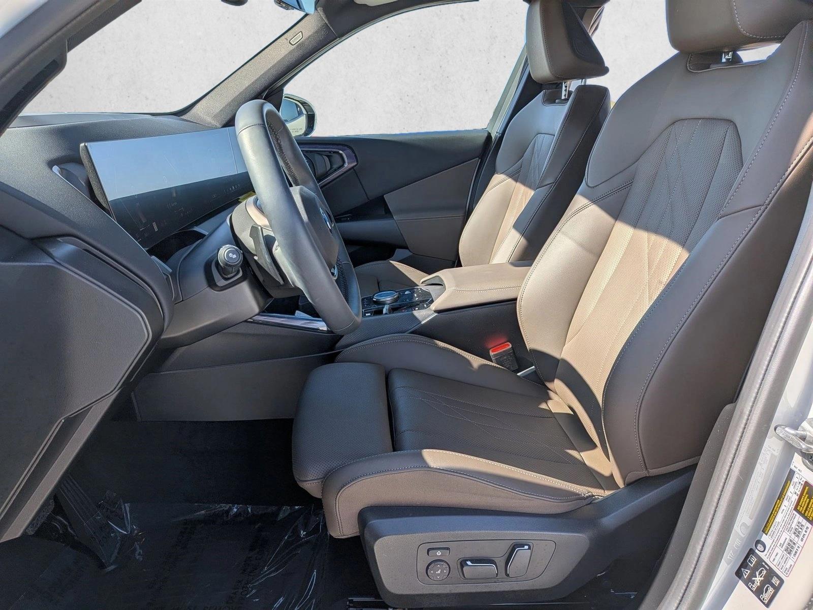 2025 BMW X3 30 - Photo 15