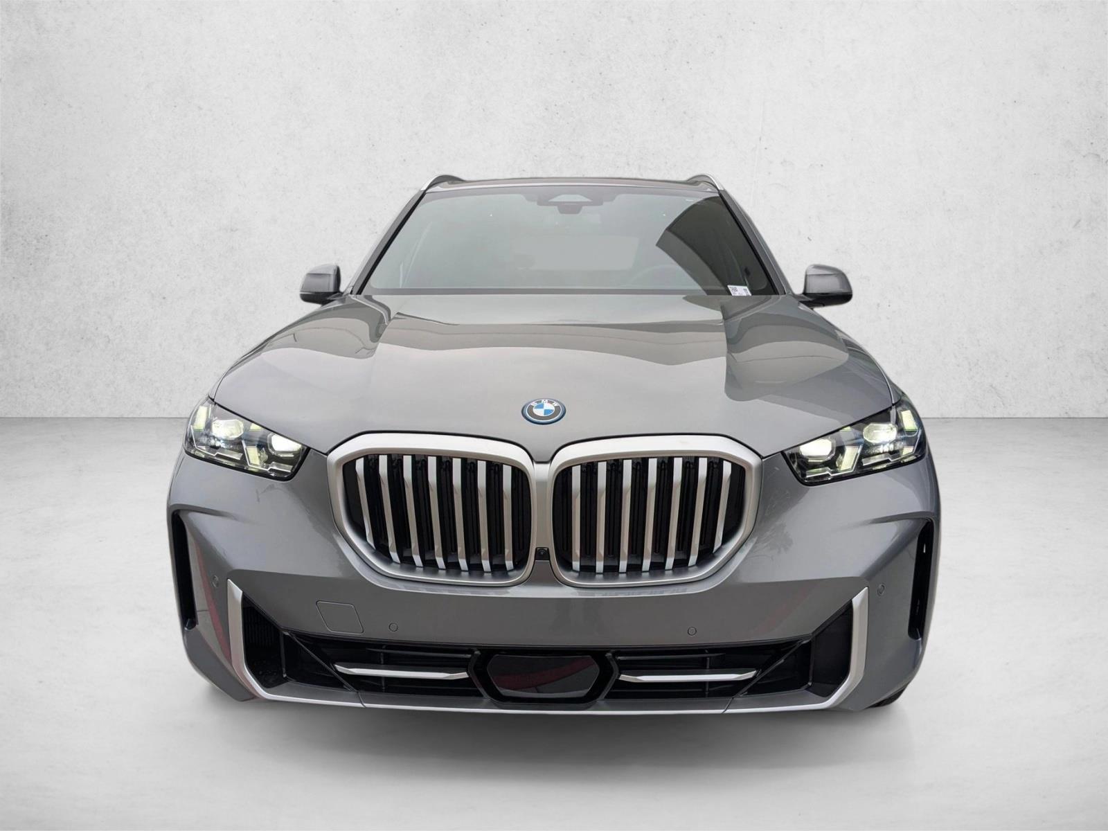 2026 BMW X5 PHEV xDrive50e photo 5