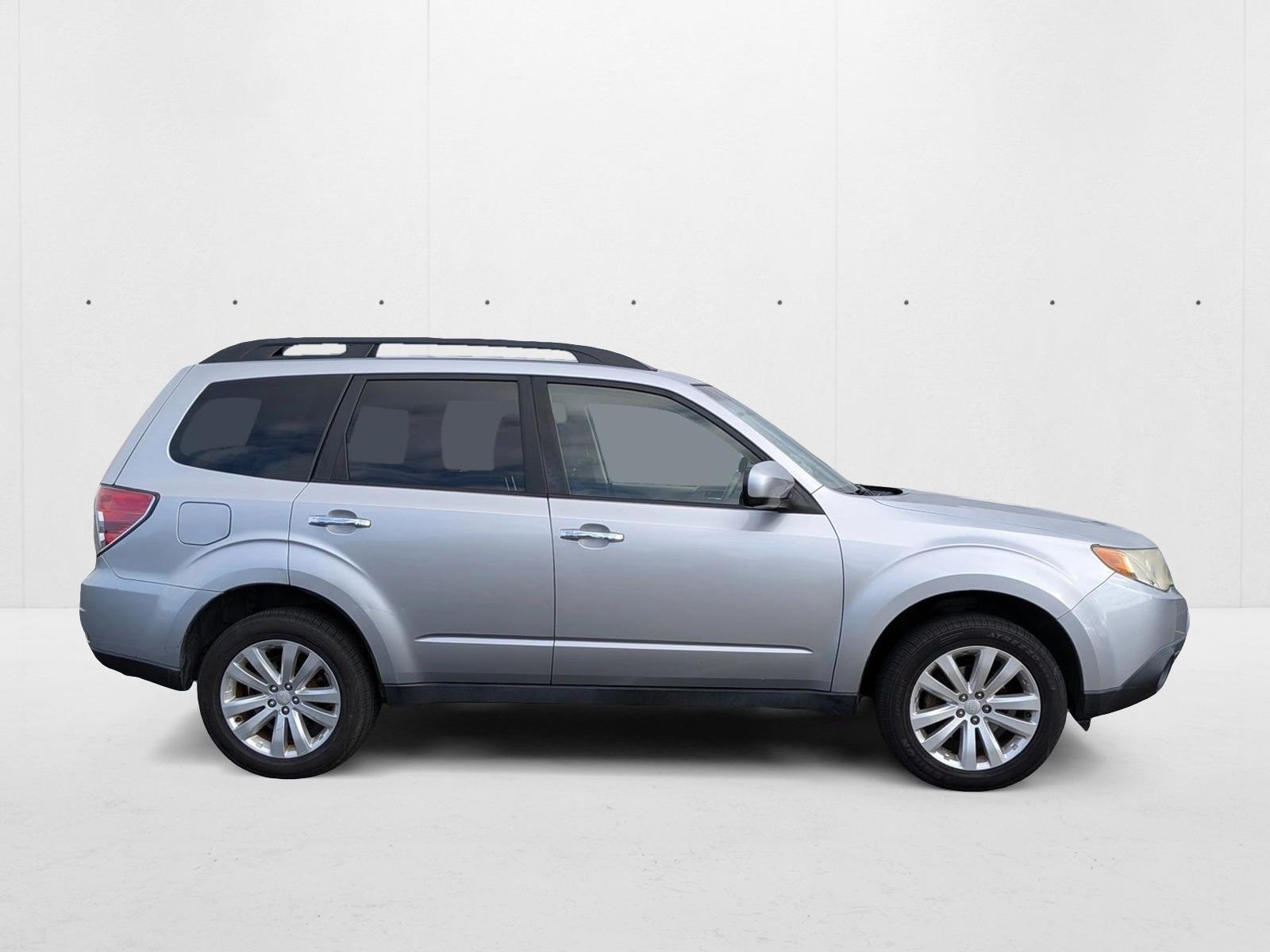 2013 Subaru Forester 2.5X Premium photo 4