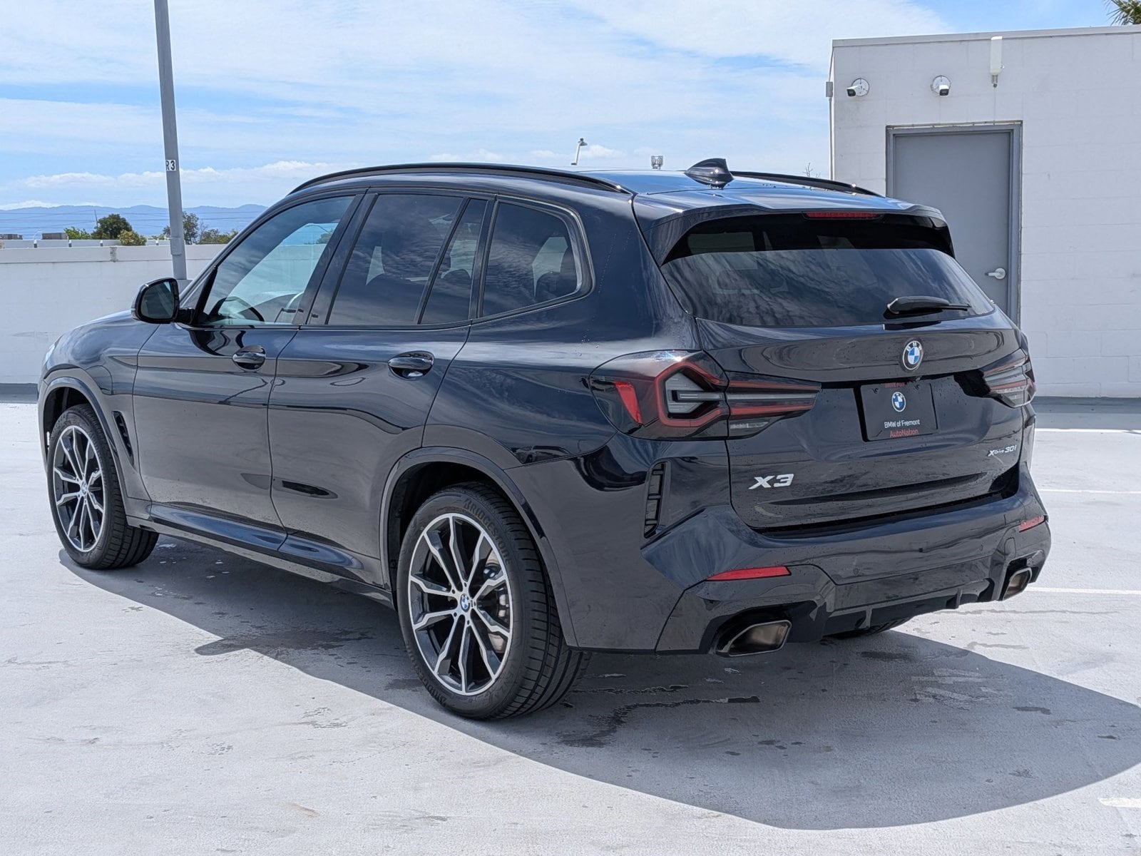 2023 BMW X3 xDrive30i photo 3