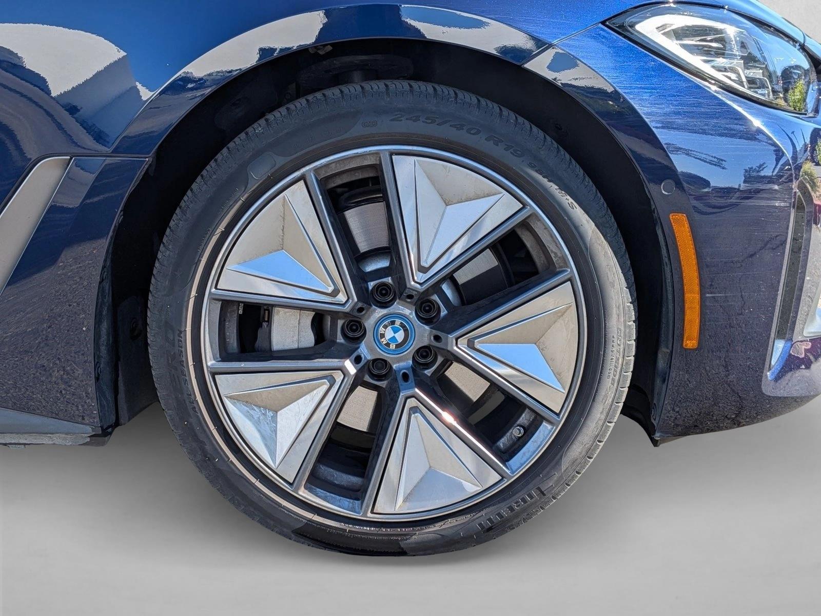 2023 BMW i4 35 - Photo 14