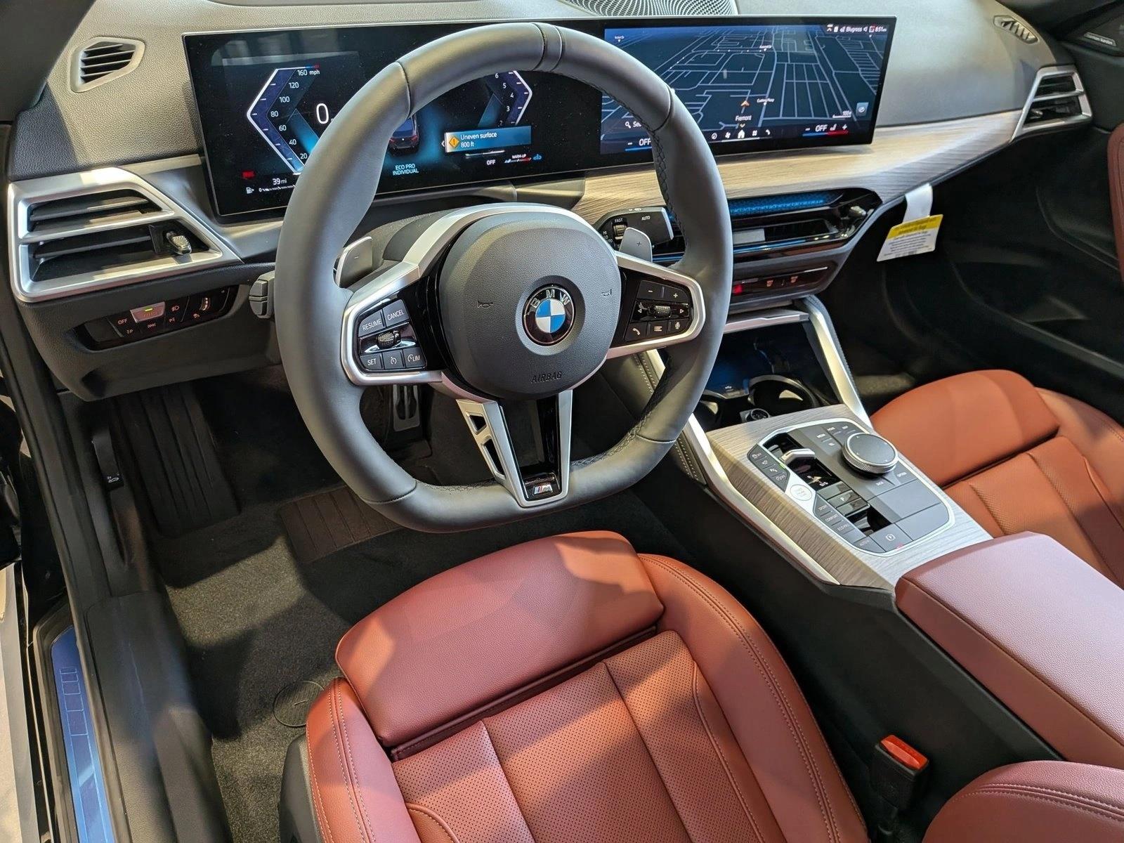2025 BMW 230i photo 3