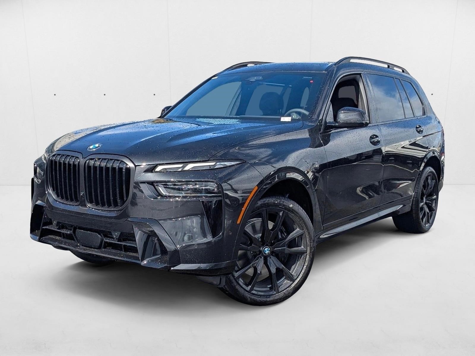 2025 BMW X7 40i's photo