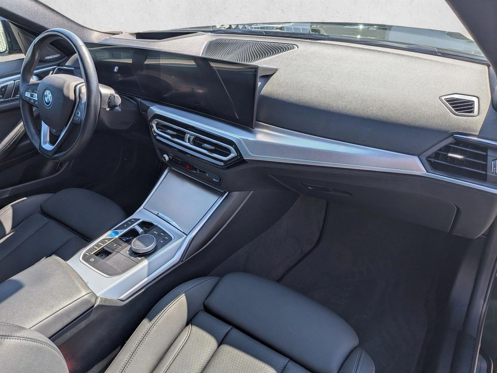2023 BMW i4 35 - Photo 23
