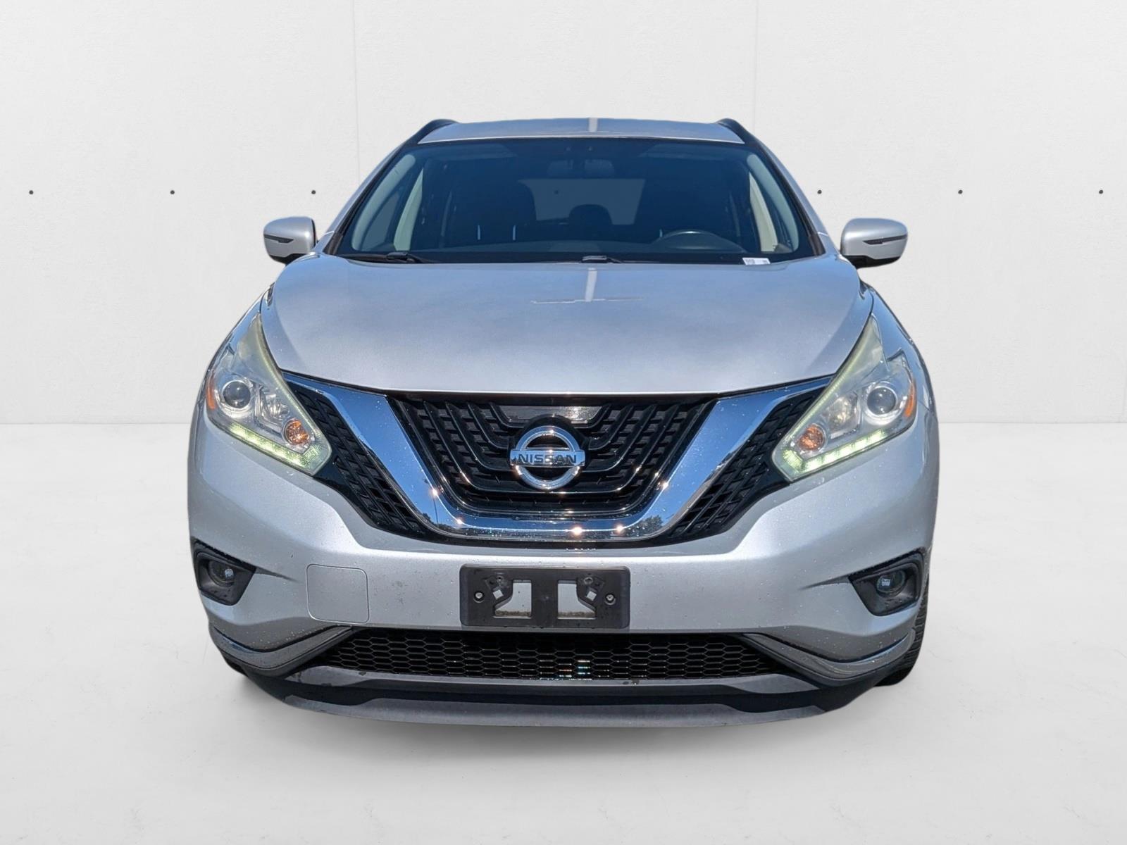 2017 Nissan Murano SV photo 2