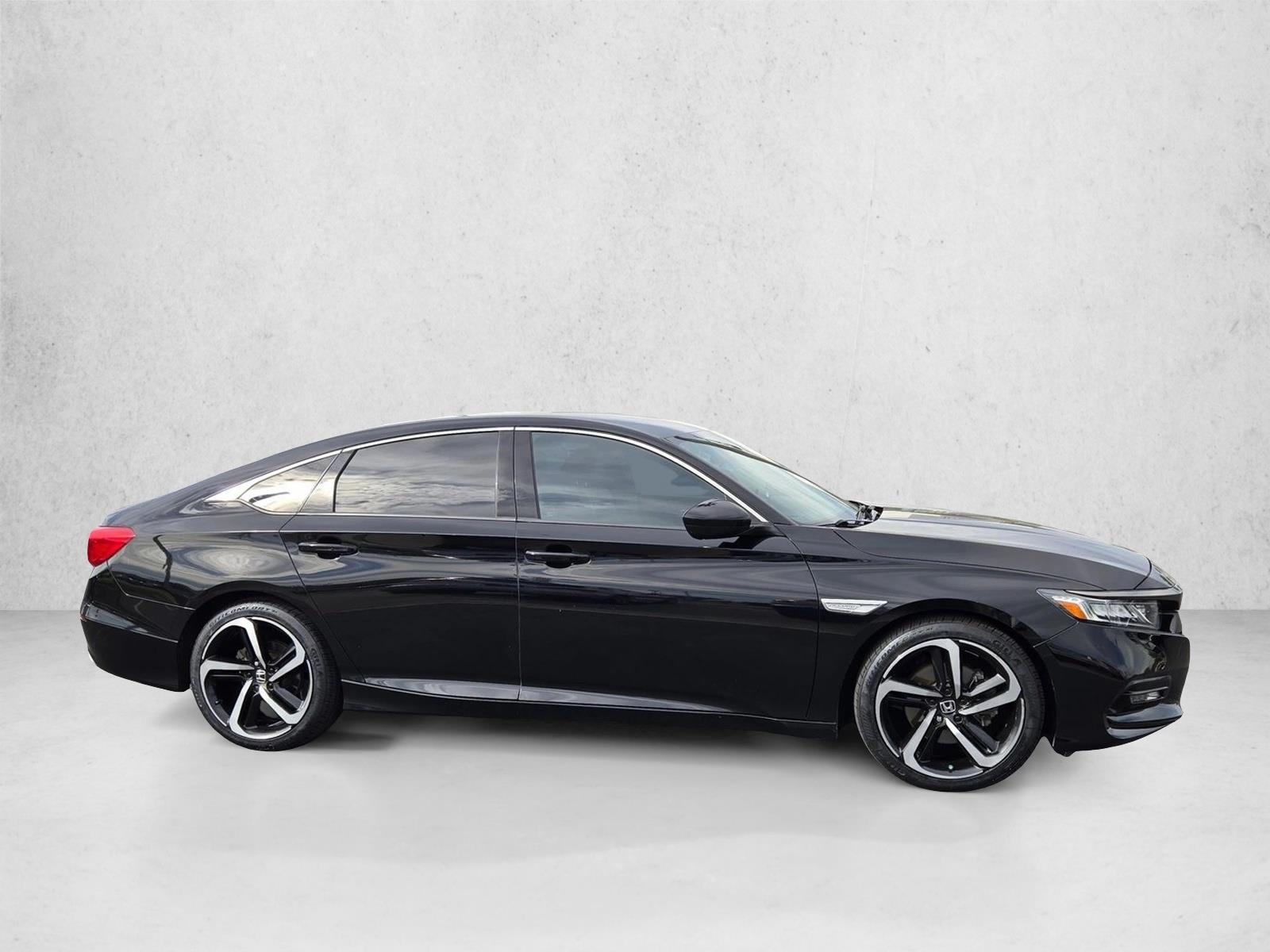 2019 Honda Accord Sport photo 4