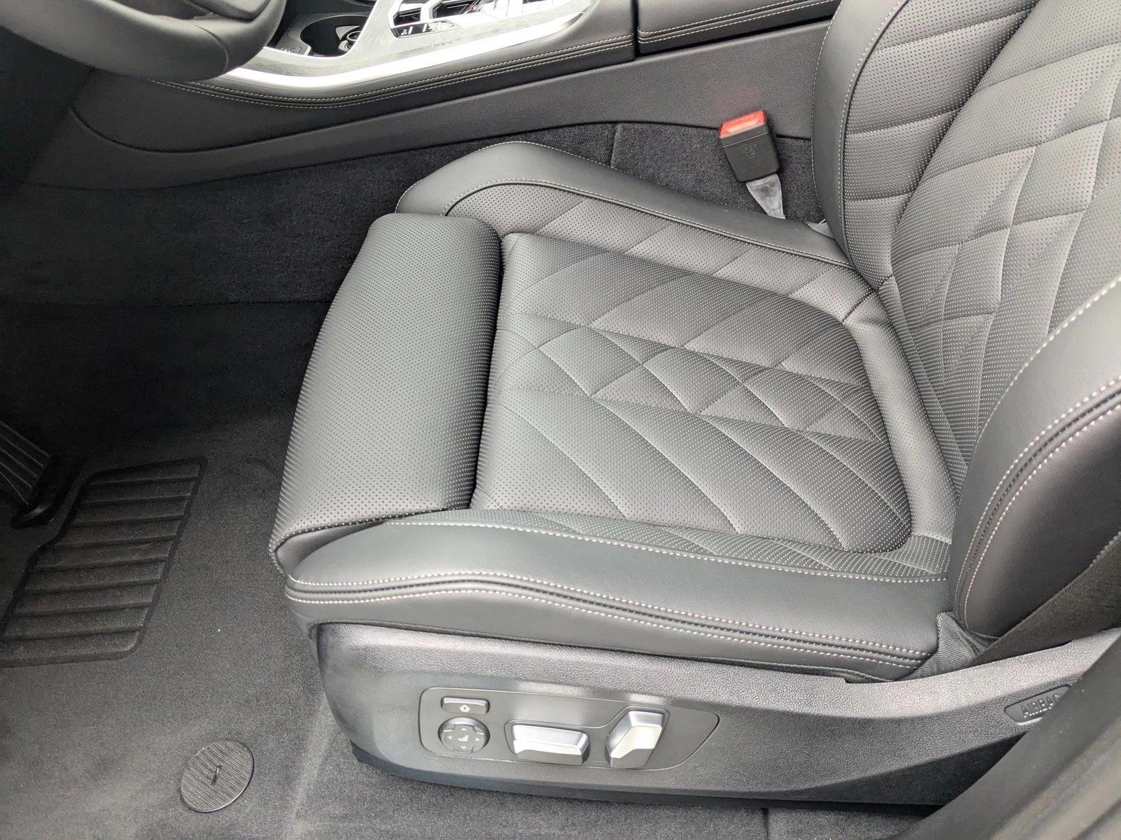 2026 BMW X5 PHEV xDrive50e photo 4