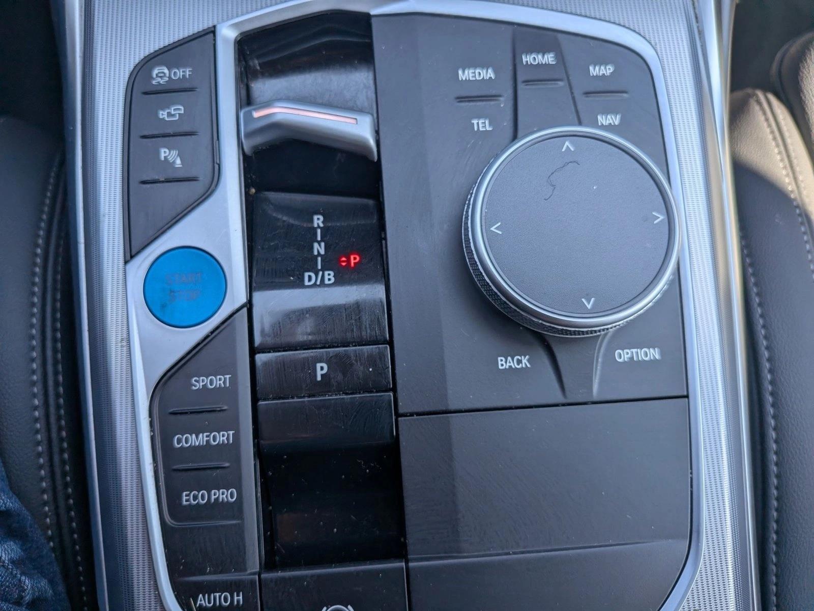 2023 BMW i4 35 - Photo 12