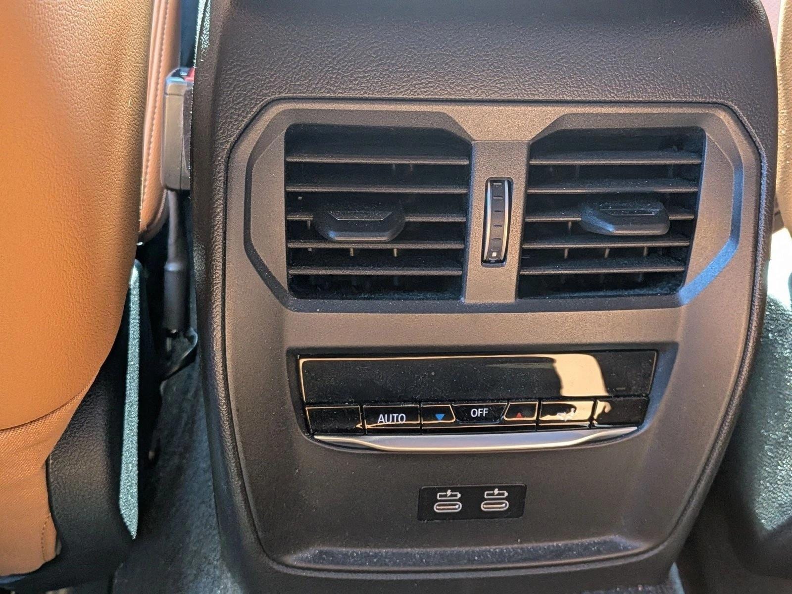 2023 BMW i4 35 - Photo 12