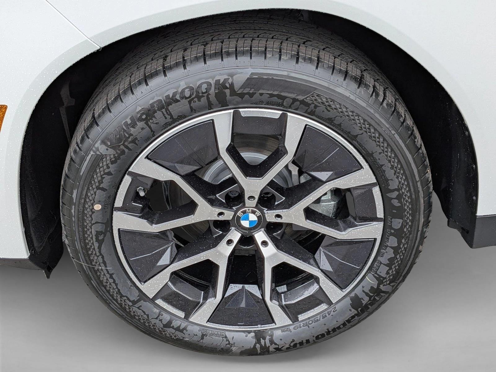 2026 BMW X3 30 - Photo 9