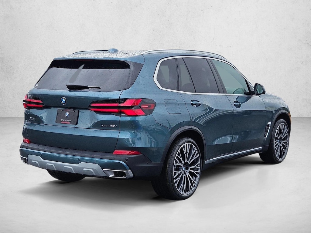 New 2026 BMW X5 xDrive40i SUV
