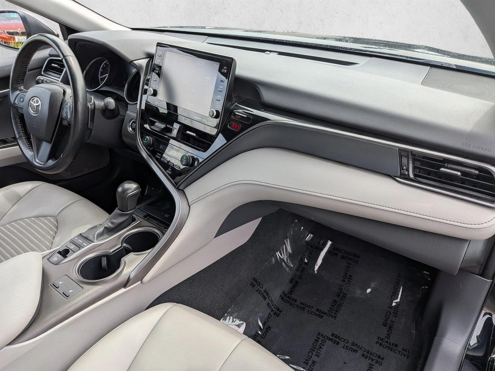 2023 Toyota Camry SE - Photo 21