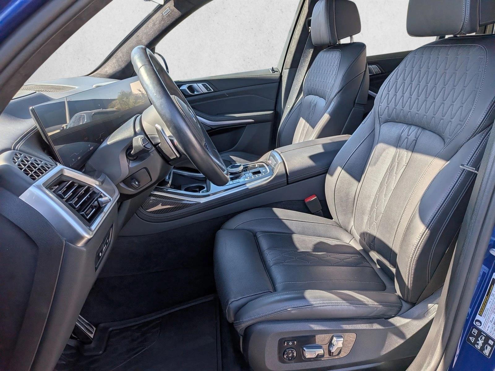 2025 BMW X7 M60i - Photo 16