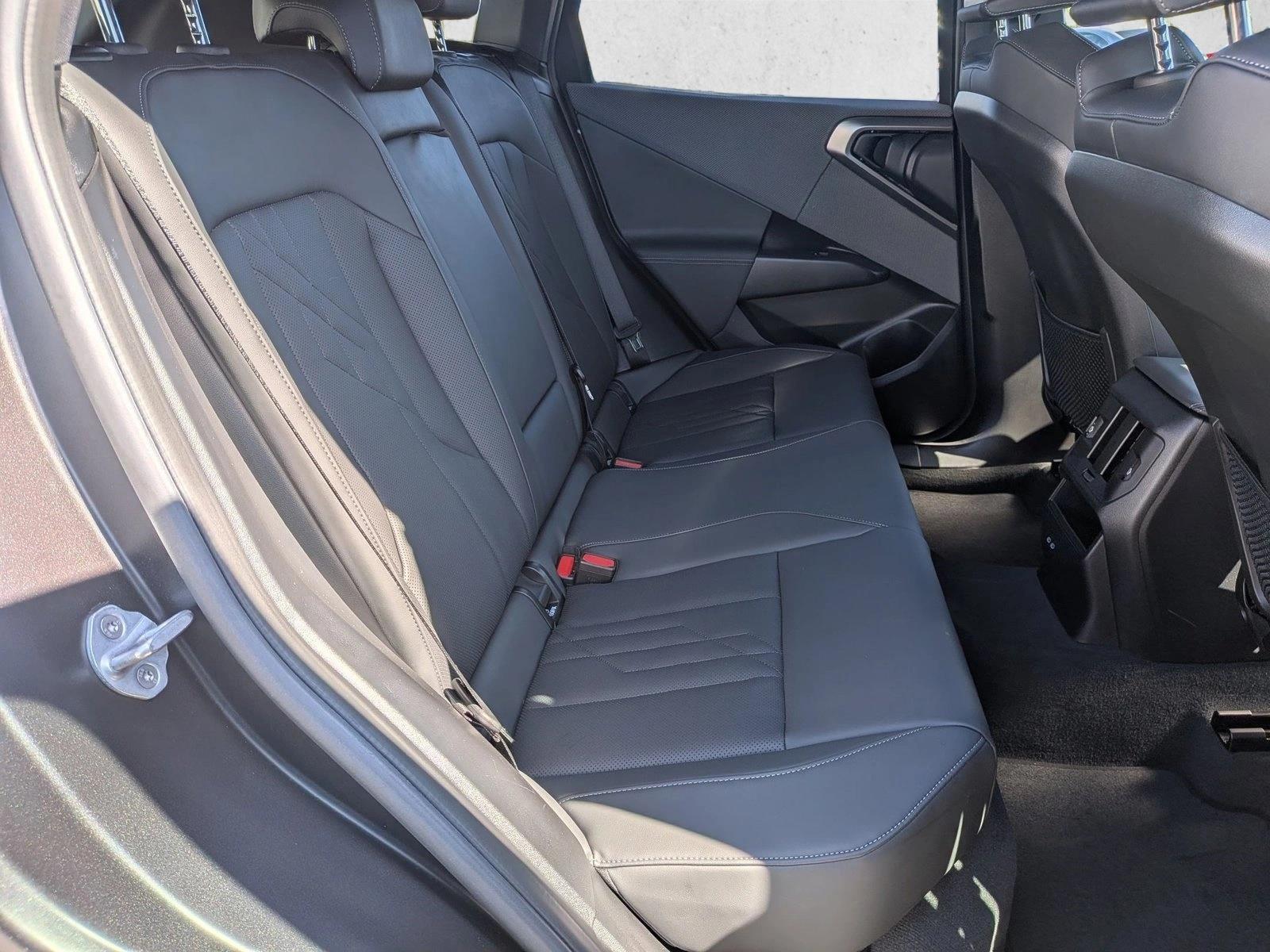 2025 BMW X3 30 - Photo 19