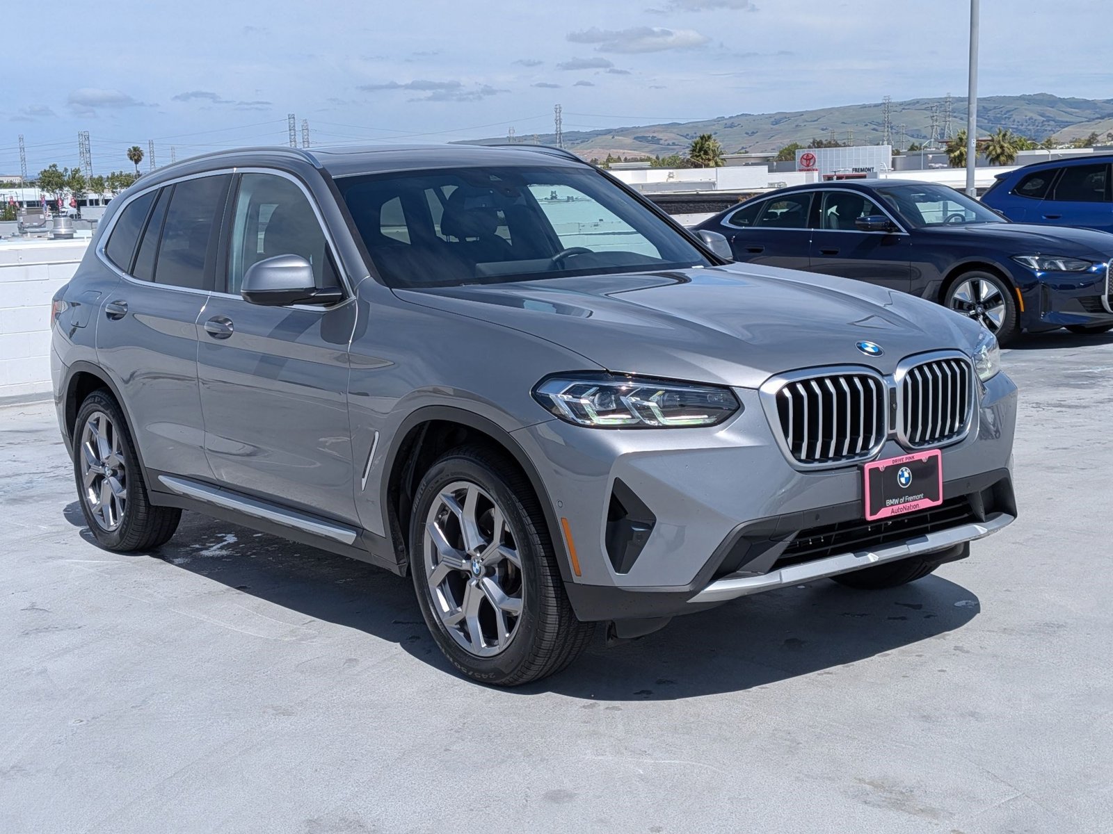 2023 BMW X3 xDrive30i photo 2