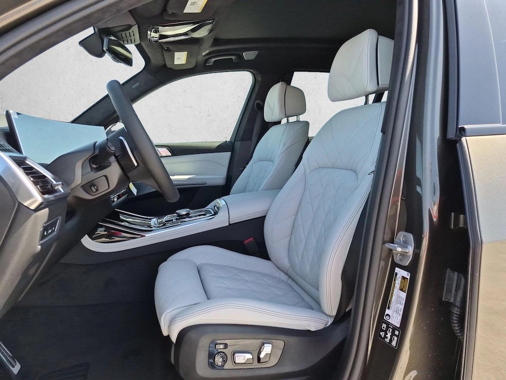 New 2027 BMW X7 xDrive40i SUV