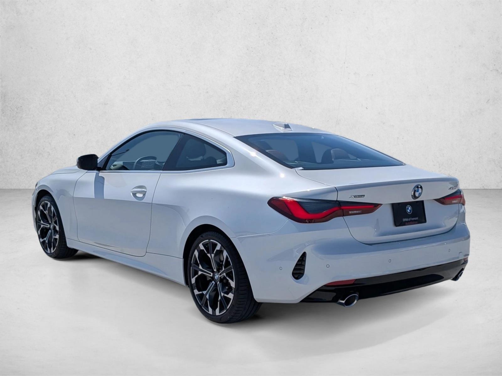 2026 BMW 4 Series 430i - Photo 8