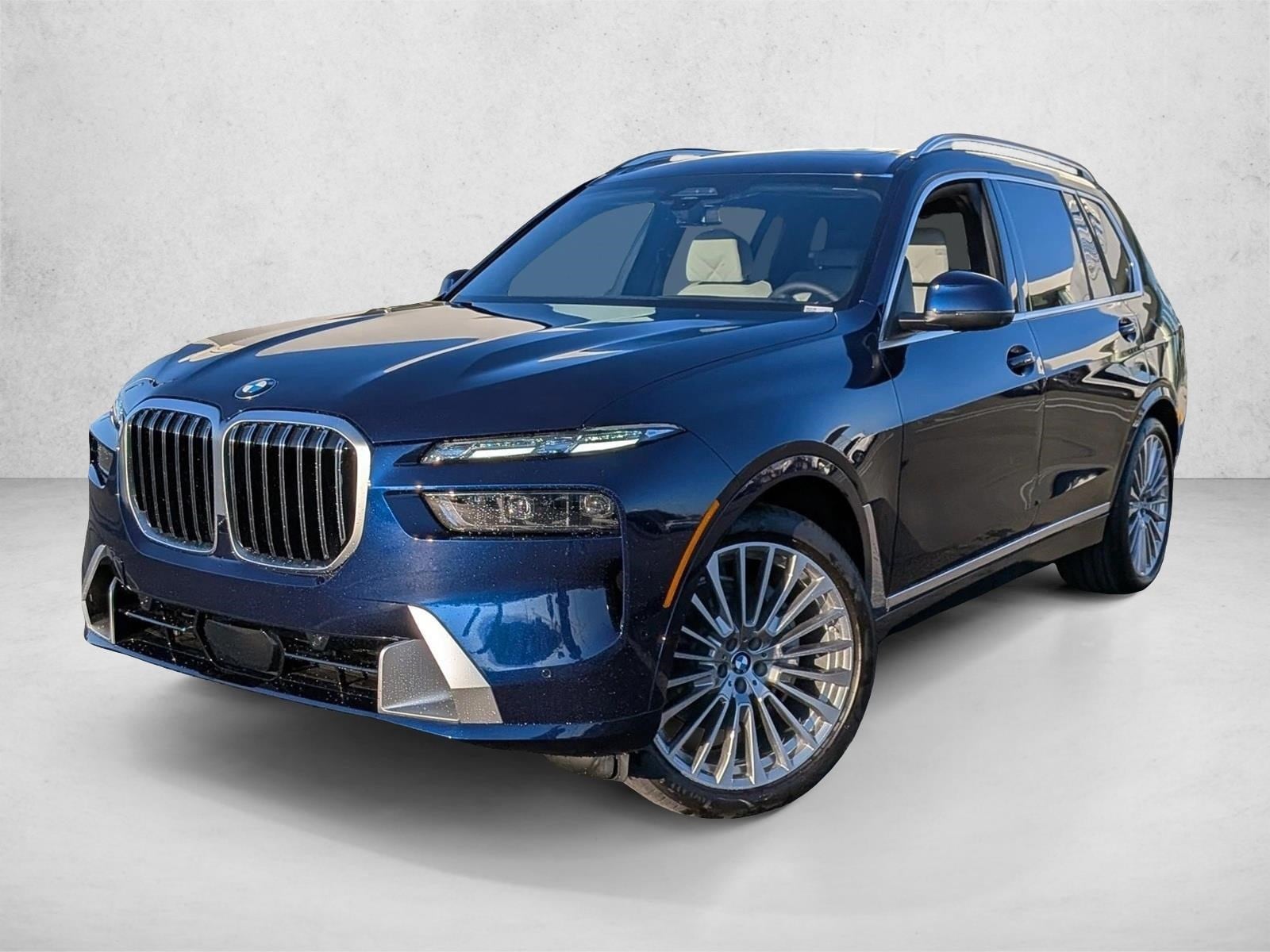2026 BMW X7 40i's photo