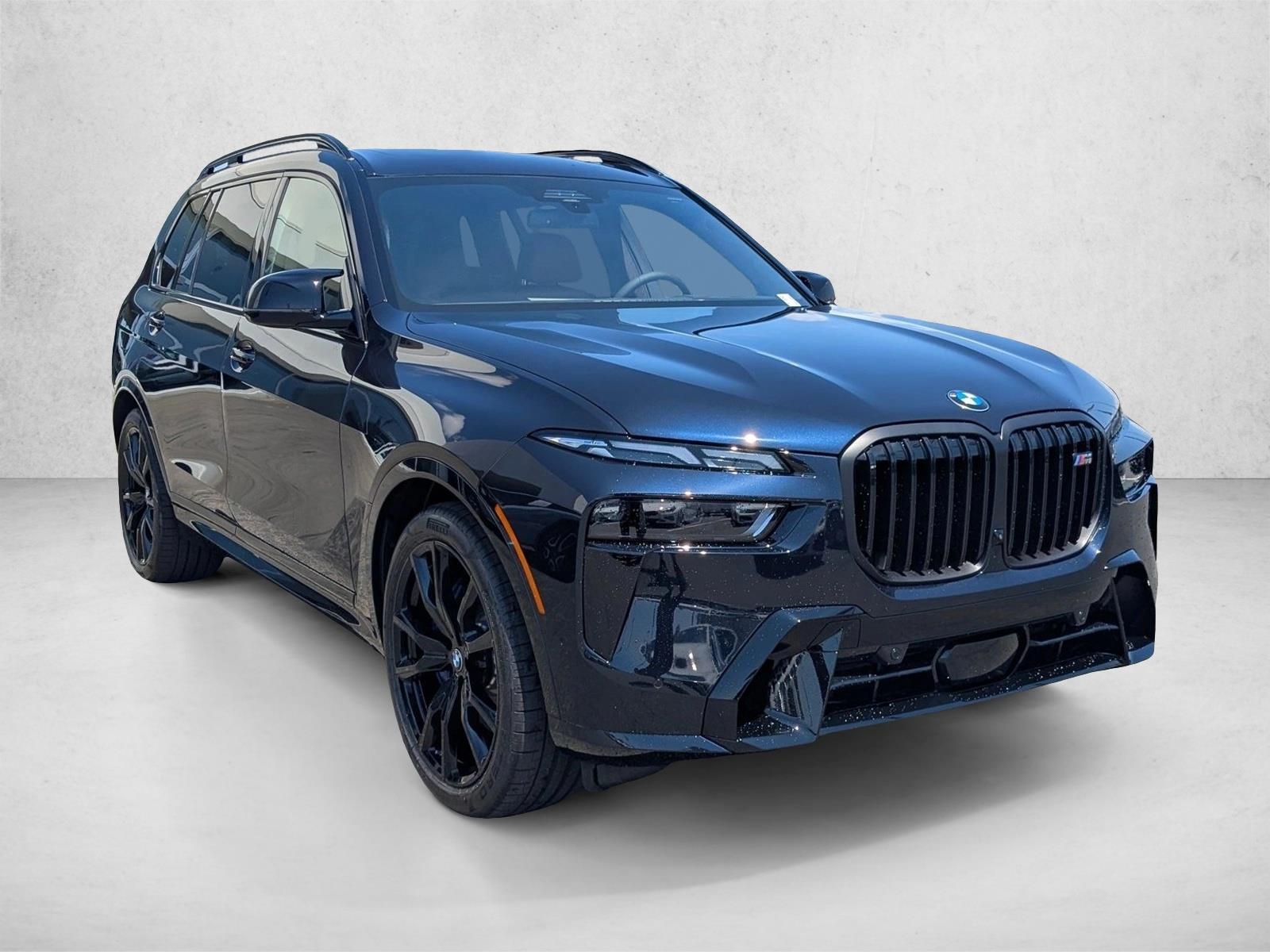 2026 BMW X7 M60i photo 6