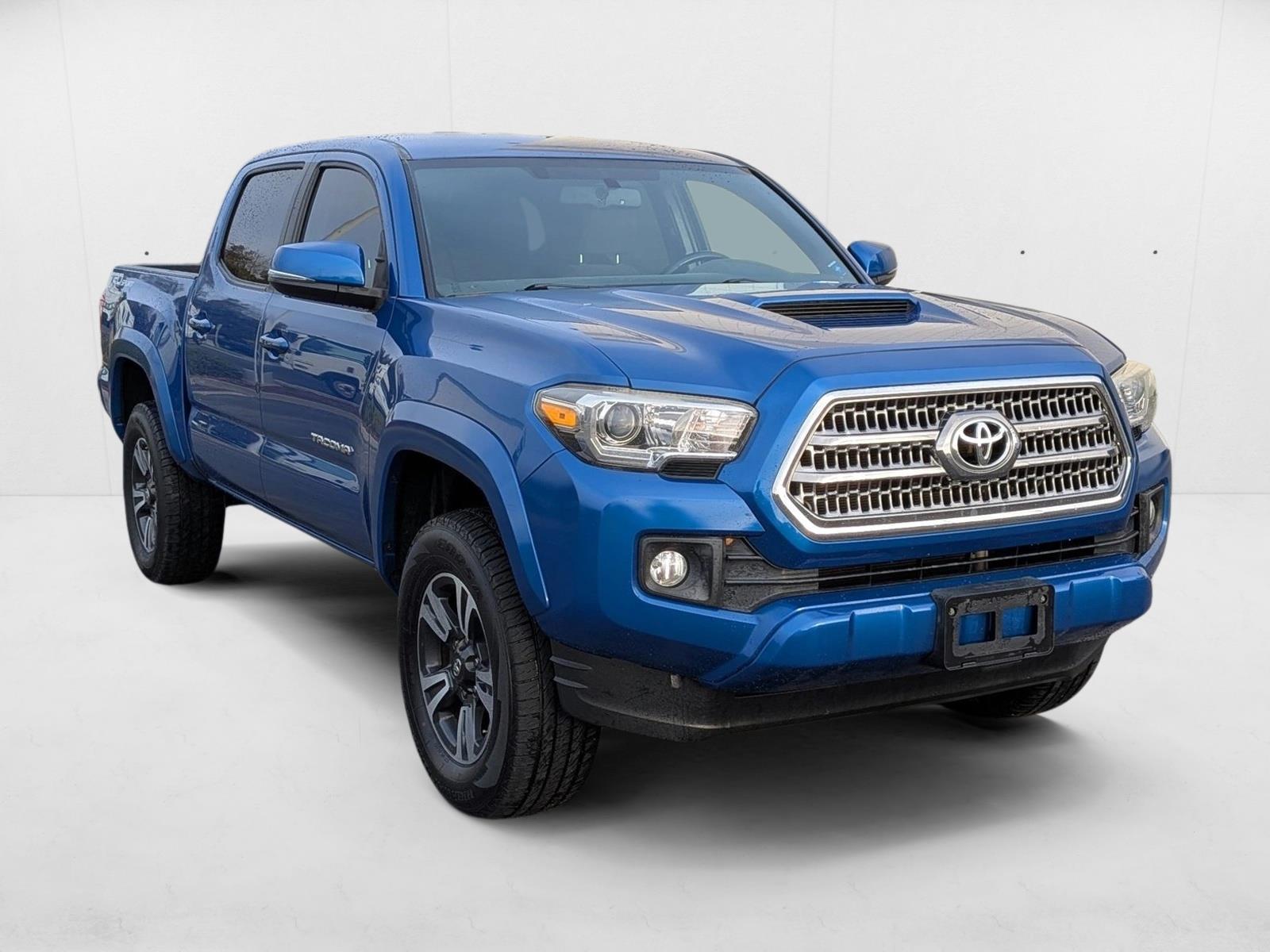2016 Toyota Tacoma SR5 V6 photo 3