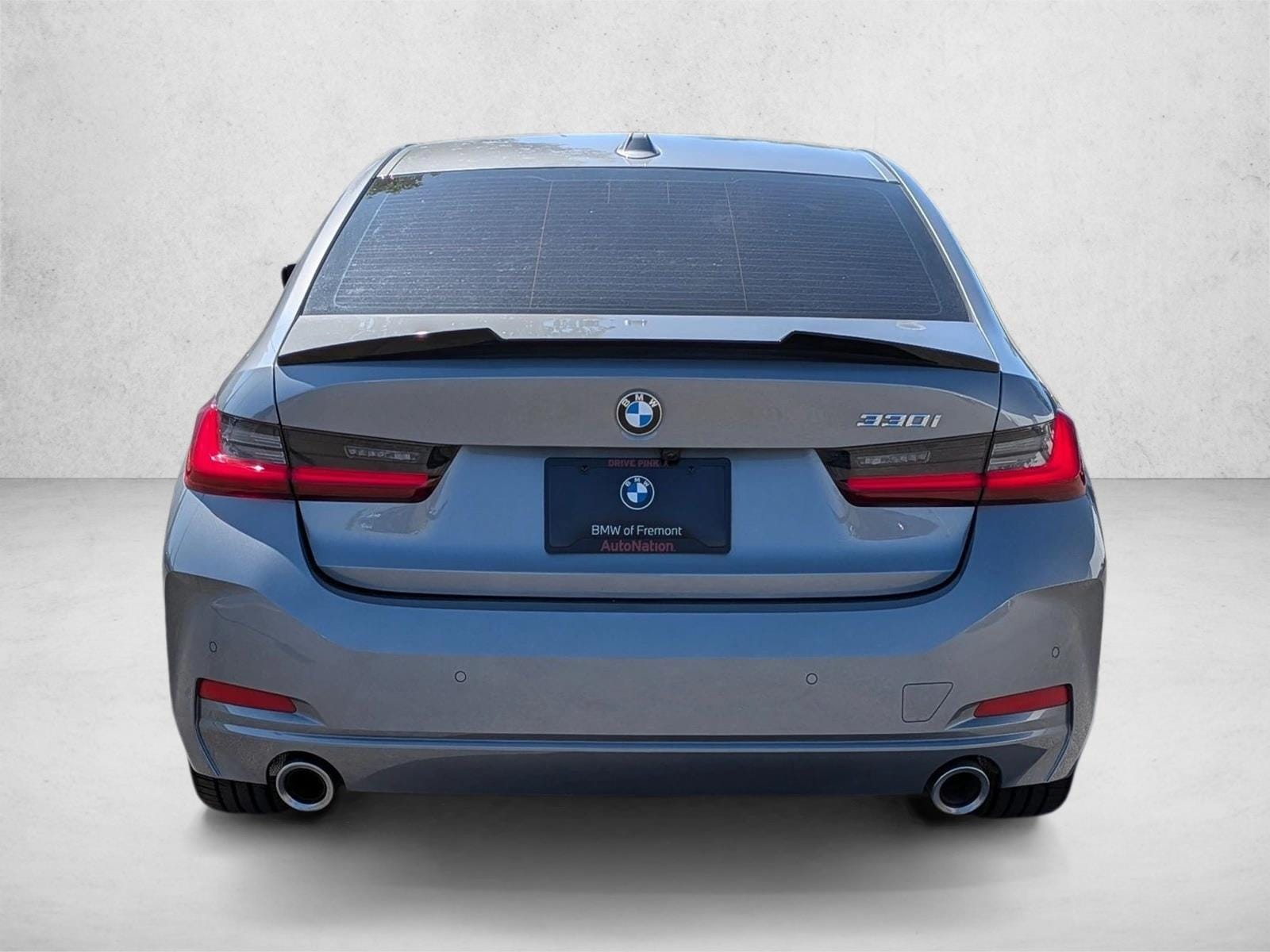 2024 BMW 3 Series 330i - Photo 6
