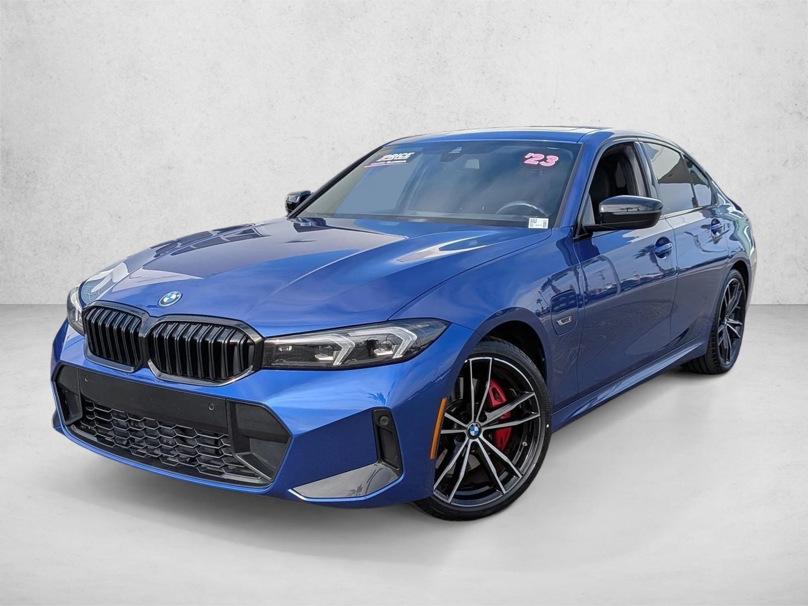 2023 BMW 3 Series 330e