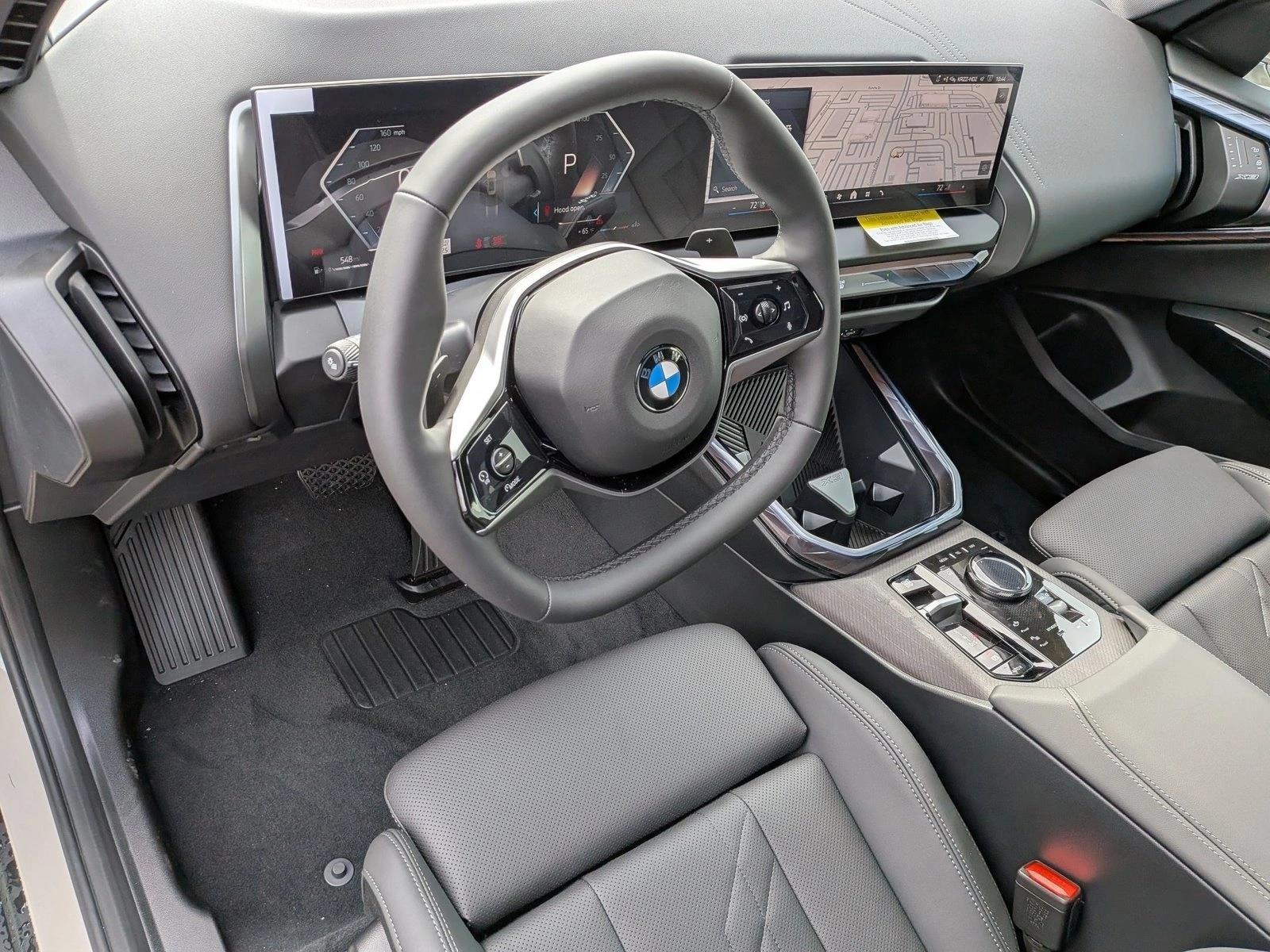2026 BMW X3 30 xDrive photo 3