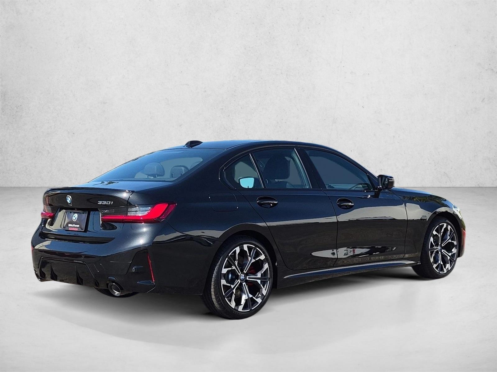 New 2026 BMW 330i Sedan