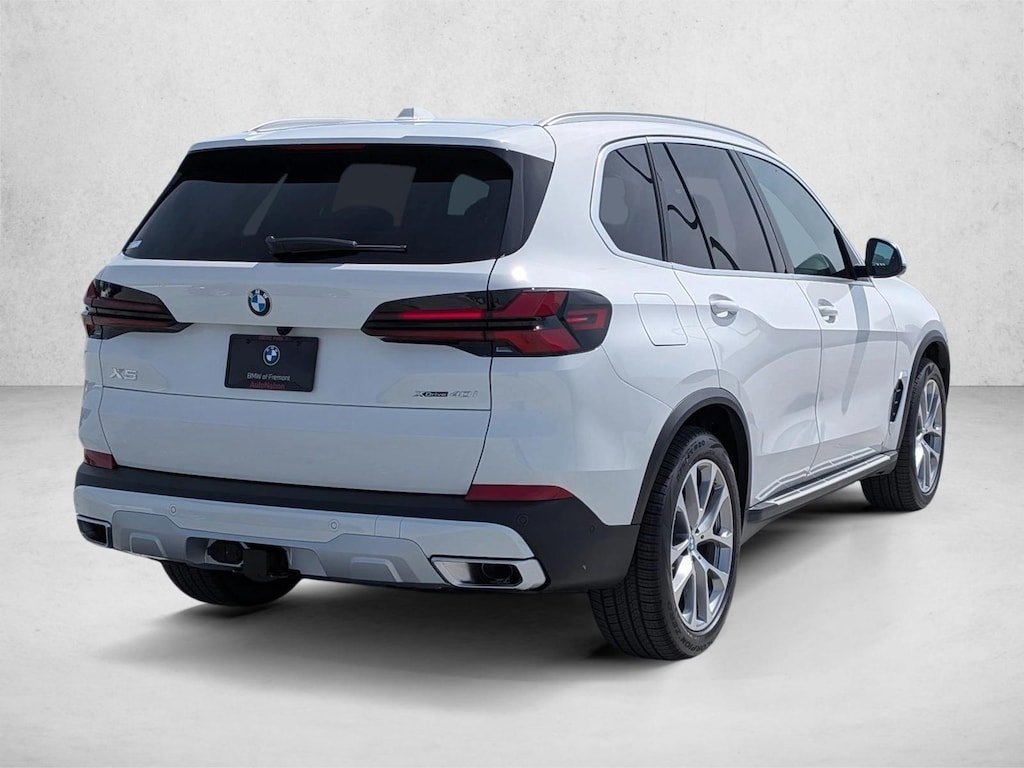 New 2026 BMW X5 xDrive40i SUV