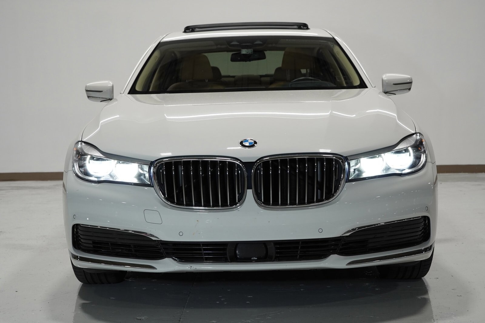 Used 2019 BMW 7 Series 740i with VIN WBA7E2C50KB454157 for sale in Grapevine, TX