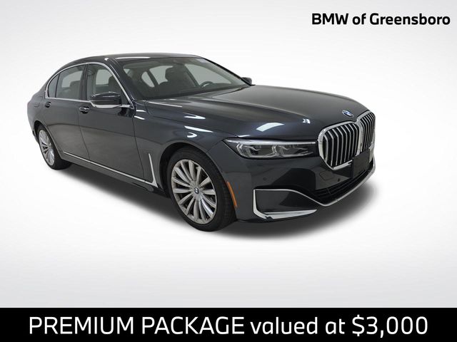 2022 BMW 7 Series 740i's photo
