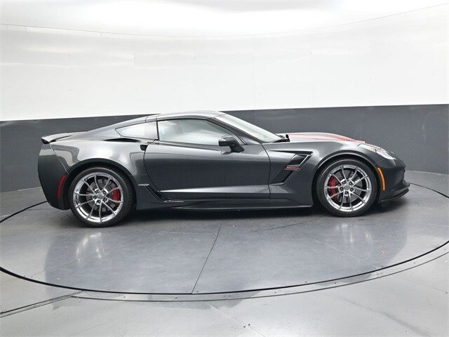 2019 Chevrolet Corvette Grand Sport 2LT photo 3