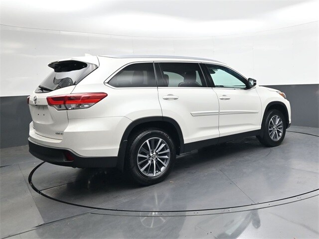 2019 Toyota Highlander XLE photo 4
