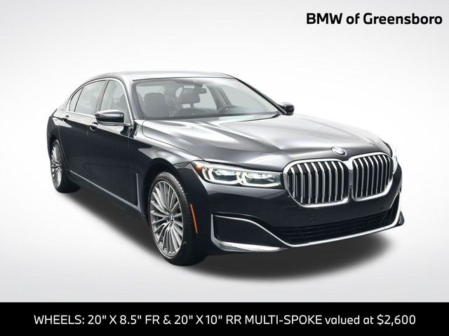 2022 BMW 7 Series 740i's photo