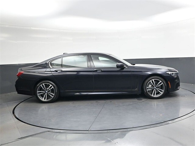 2022 Bmw 750i xDrive Sedan photo 3