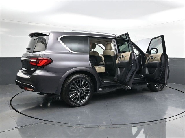 2023 Infiniti QX80 Premium Select photo 3
